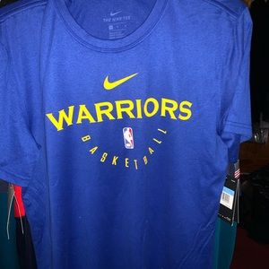 Nike warriors training top